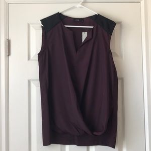 Burgundy sleeveless tunic